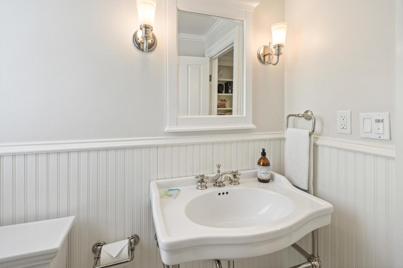 Garden Level Flat In 1885 Queen Anne Victorian Cottage In Alameda Luaran gambar